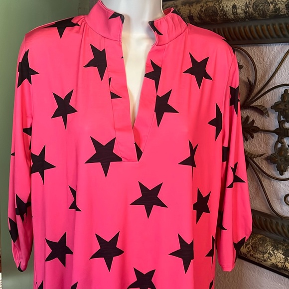 Hamish U.S.A top - Pink with black stars V- Neck Sz S - Picture 2 of 10